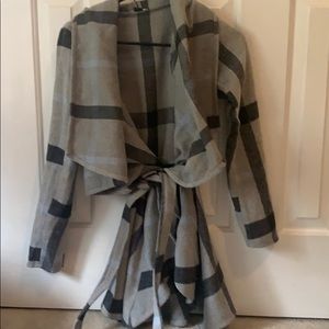 Dress coat with belt